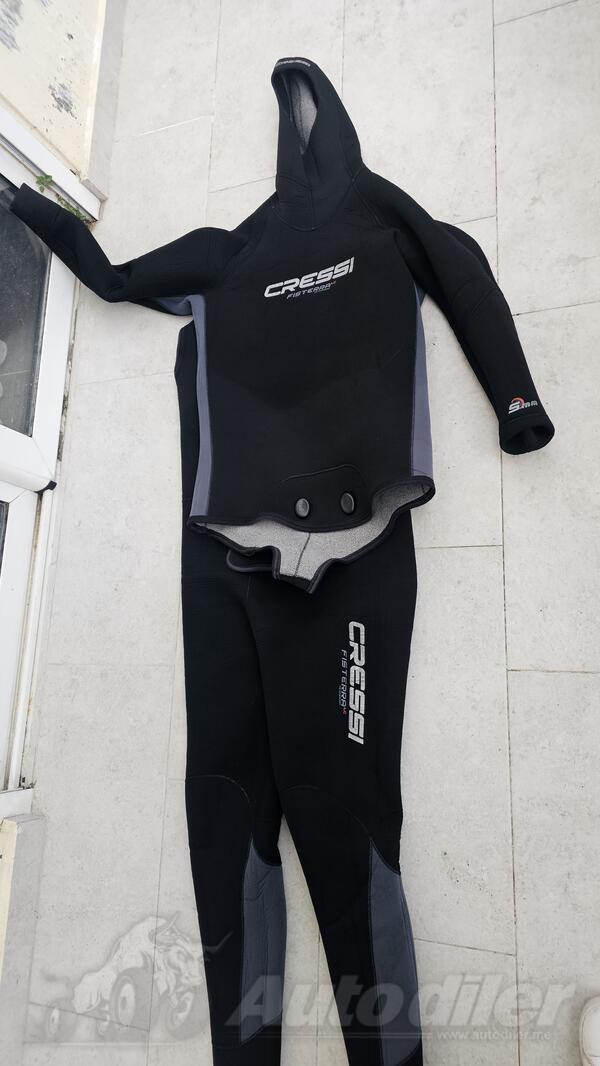 Odijelo - Oprema za ronjenje