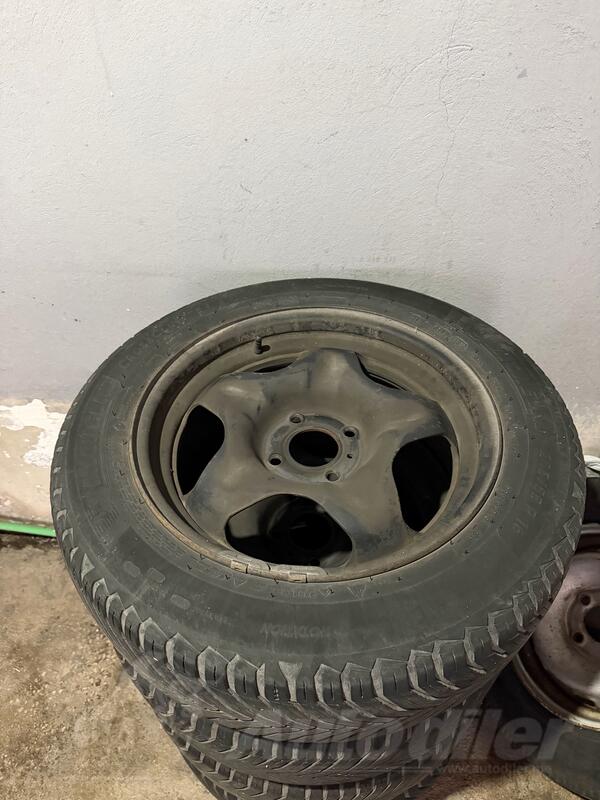 Fabričke felne i Miselin4x108 gume