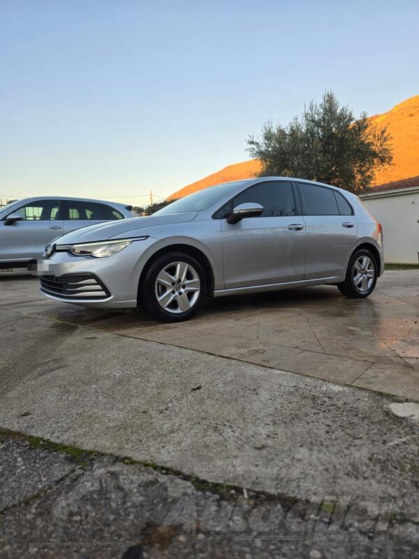 Volkswagen - Golf 8 - 2.0