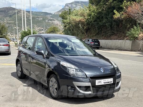 Renault - Scenic - 1.5 DCI