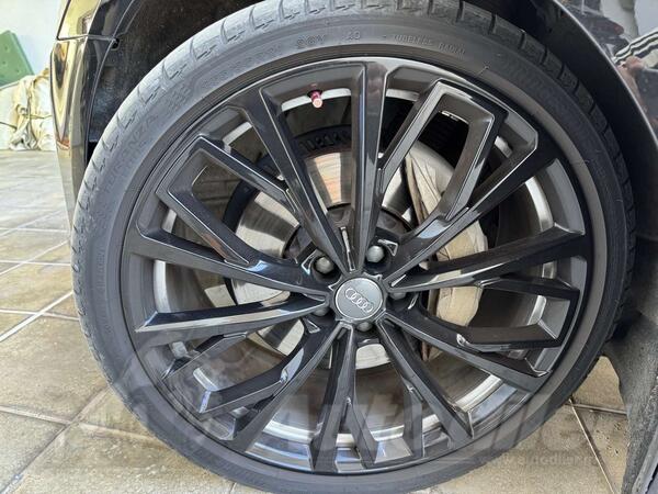 Fabričke felne i Bridgestone gume