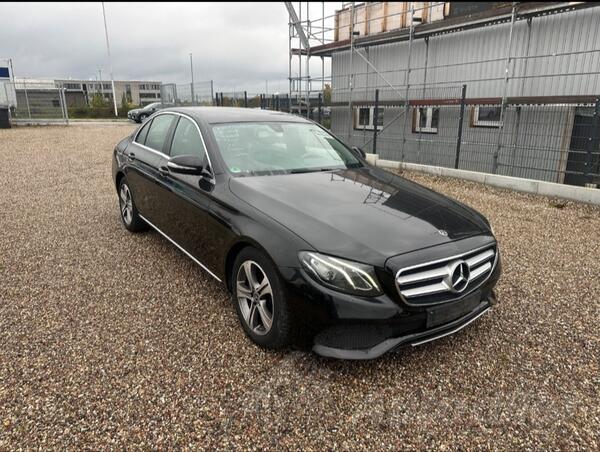 Mercedes Benz - E 200 - 2.0