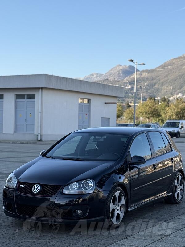 Volkswagen - Golf 5 - 1.9