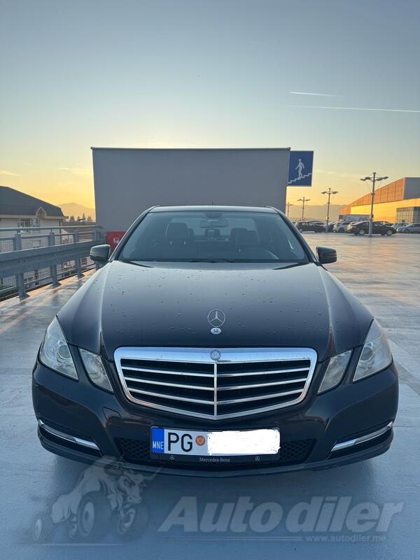 Mercedes Benz - E 200 - 2.0