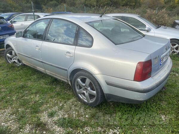 Volkswagen - Passat - 2.0 TDI