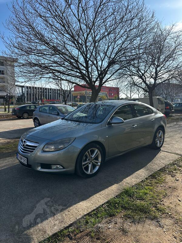 Opel - Insignia - 2.0 CDTI
