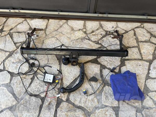 Kuka za vuču Renault