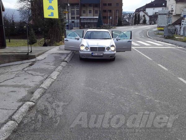 Mercedes Benz - E 250 - 2.5 CDI, ELEGANCE