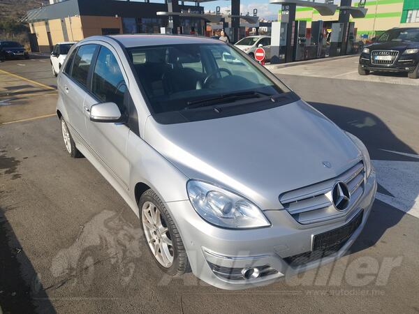 Mercedes Benz - B 180 - 2.0