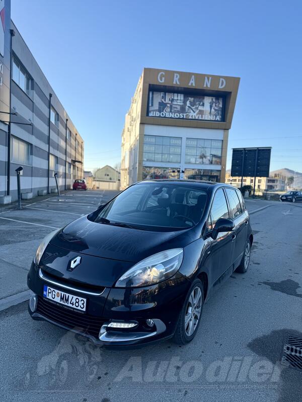 Renault - Scenic - 1.5 DCI