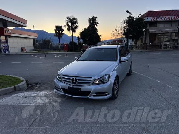 Mercedes Benz - C 220 - CDI