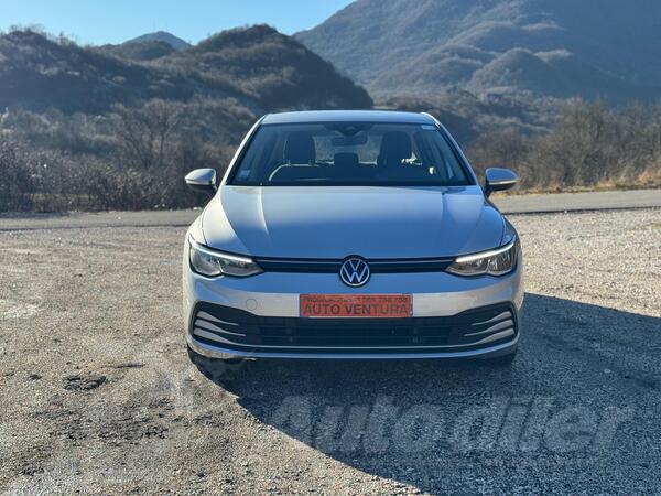 Volkswagen - Golf 8 - 2.0tdi 08.2020