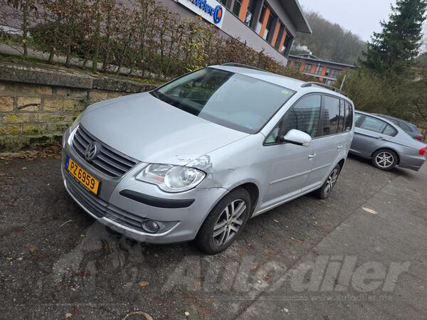 Volkswagen - Touran - 1.9tdi