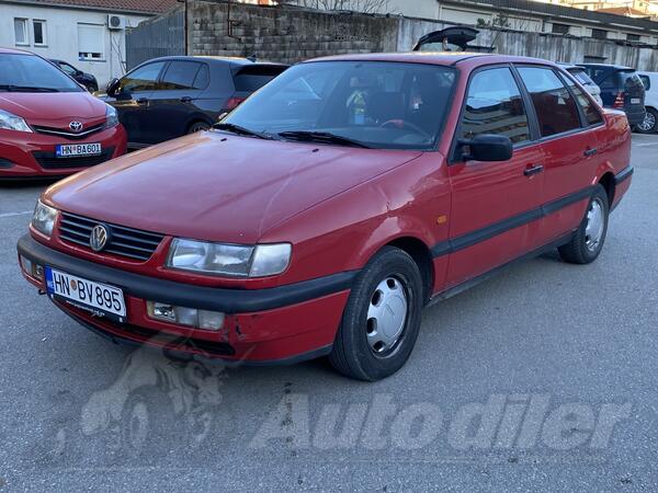 Volkswagen - Passat - 1.8B