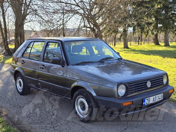 Volkswagen - Golf 2 - cl