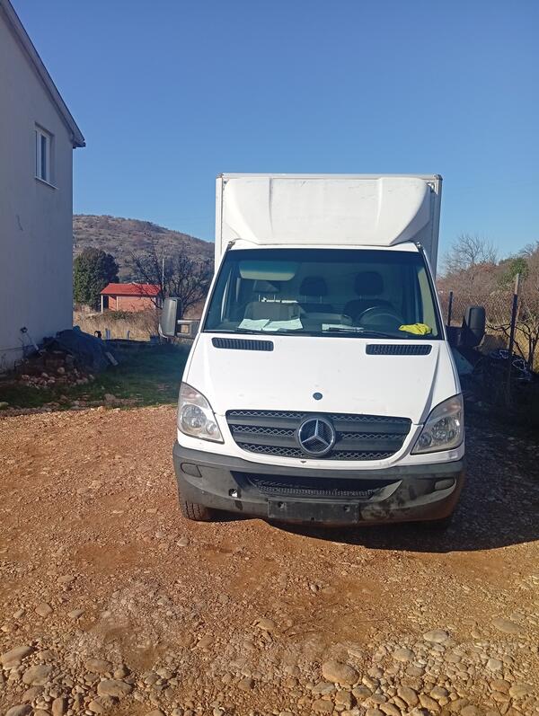 Mercedes Benz - Sprinter