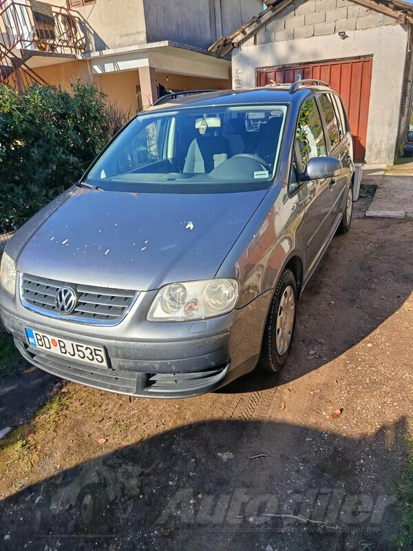 Volkswagen - Touran