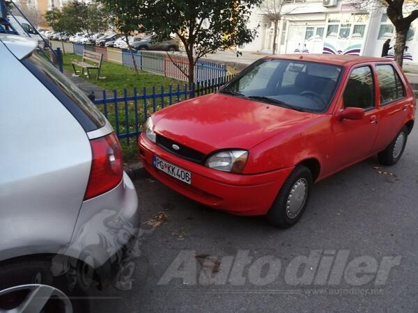 Ford - Fiesta - 1.3 BENZIN