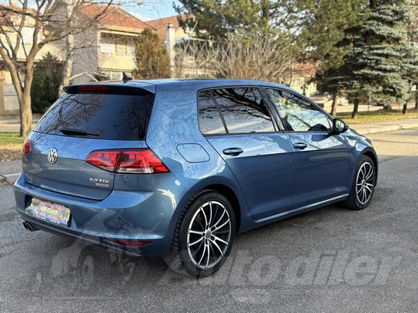 Volkswagen - Golf 7 - 2.0tdi 110kw HIGHLINE