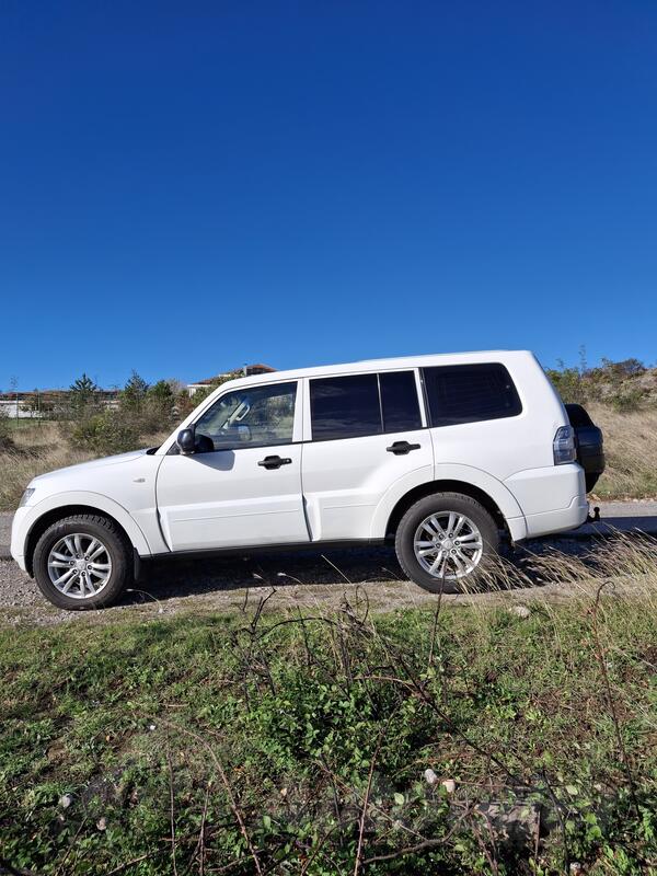 Mitsubishi - Pajero - 3.2 DI DC