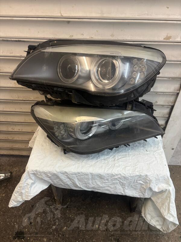 Oba fara za BMW - 730    - 2011