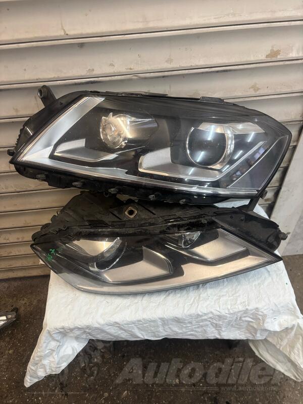 Oba fara za Volkswagen - Passat    - 2014