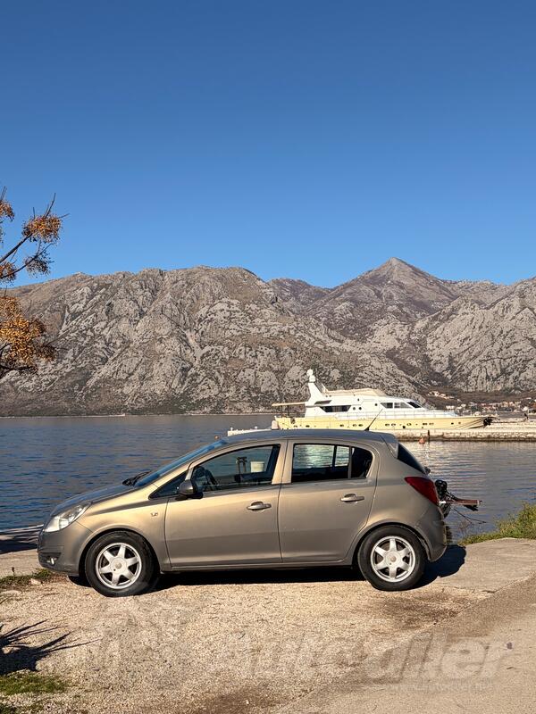 Opel - Corsa - 1.2