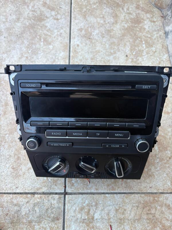 CD / DVD / MC / Radio player