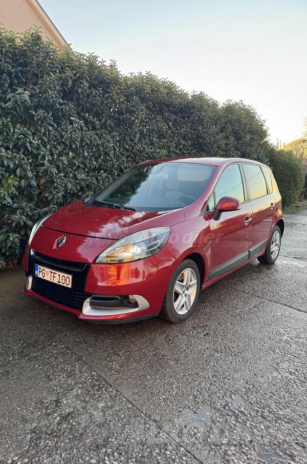Renault - Scenic - 1.5 DCI