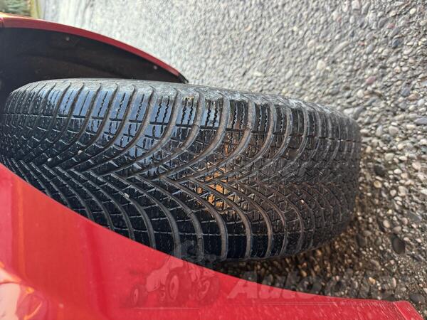 Renault - Scenic - 1.5 DCI