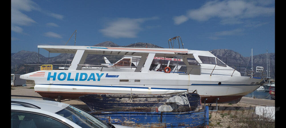 Elan - glisersko v korito