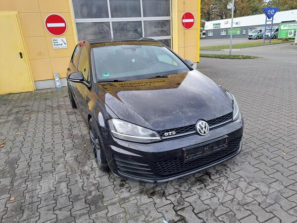 Volkswagen - Golf 7 - 2.0 tdi