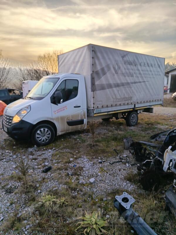 Renault - Master