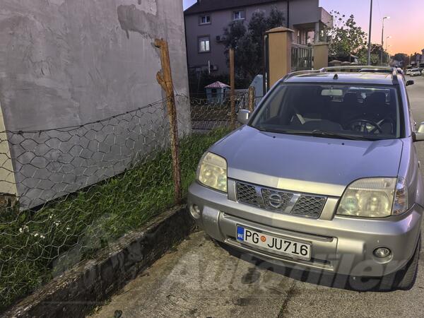 Nissan - X-Trail - 2.2dci