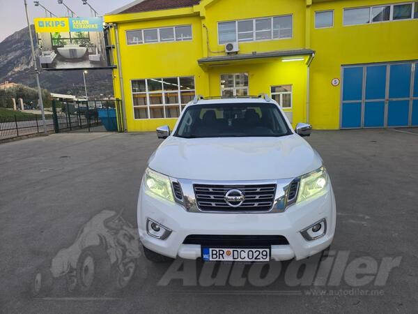 Nissan - Navara - 2.3