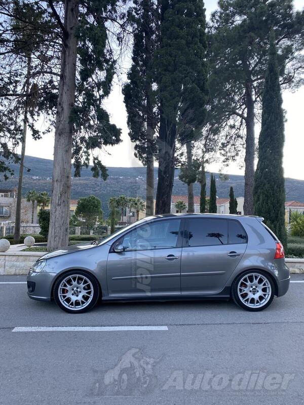 Volkswagen - Golf 5 - 2.0 TFSI