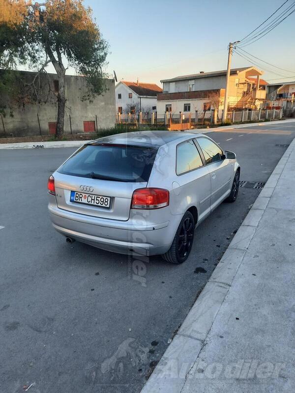 Audi - A3 - 1.6 attraction