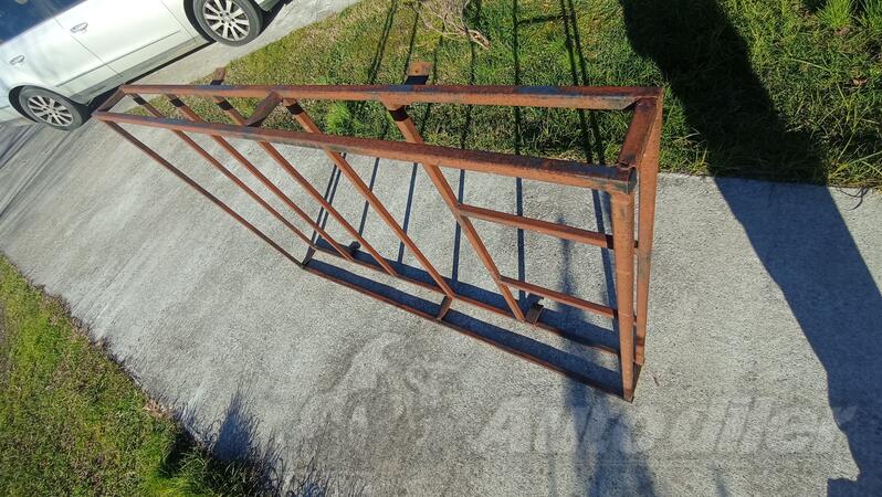 Багажники, боксы, палатки и платформы на крышу