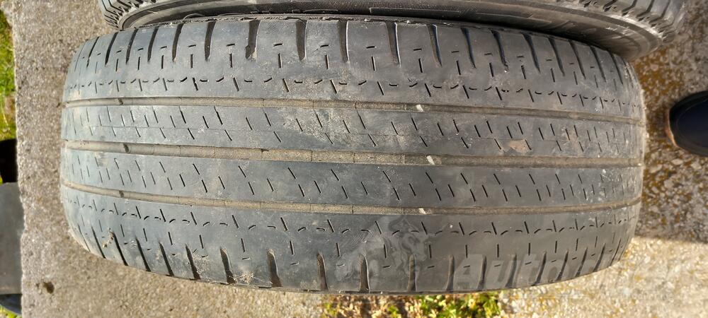 Michelin - 235/65 R16c - Summer tire