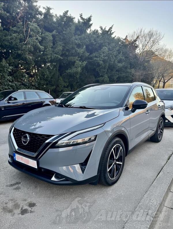 Nissan - Qashqai - 1.3 DIG-T 158 CVT