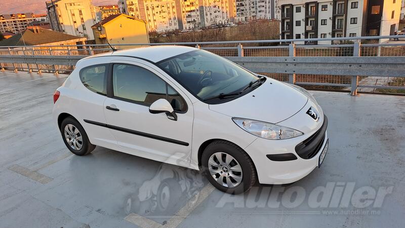 Peugeot - 207 - 1.4 HDI