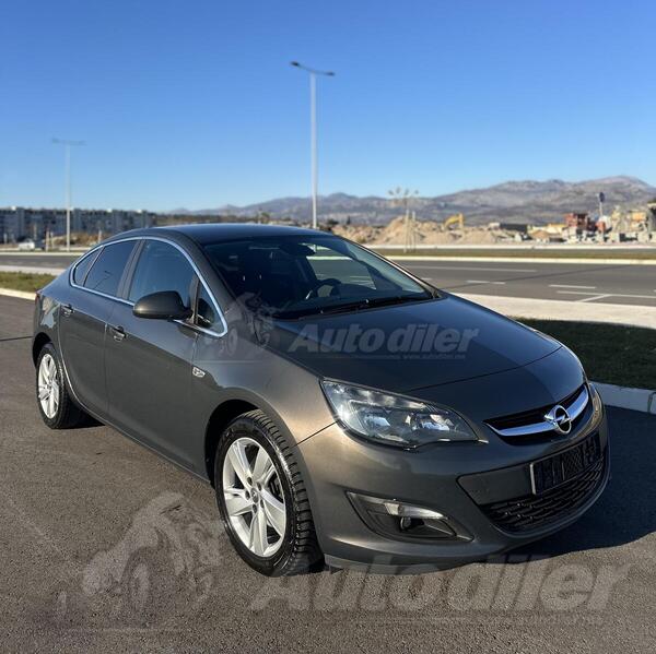 Opel - Astra - 1.6 DCI