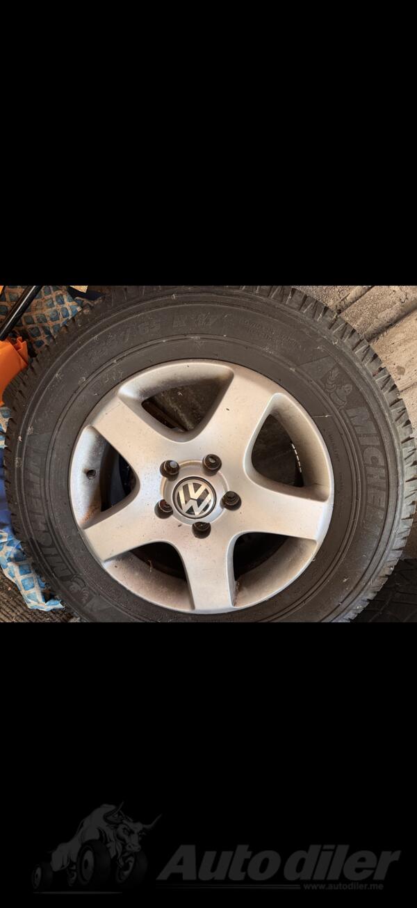 Fabričke felne i mishelin gume