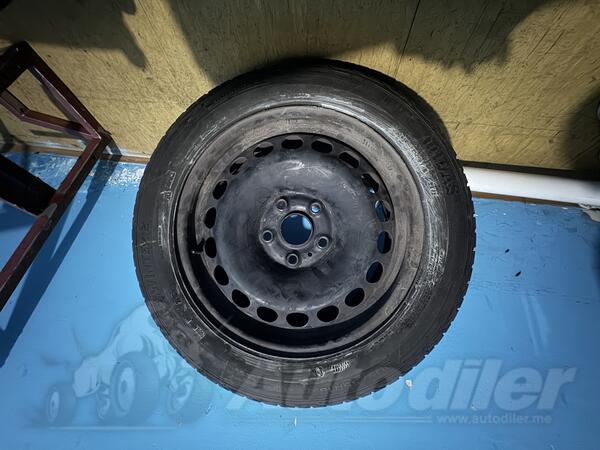 Fabričke felne i Mitas gume