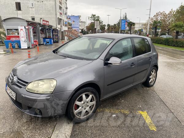 Volkswagen - Golf 5 - 1.9 tdi
