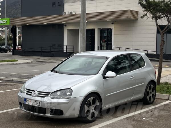 Volkswagen - Golf 5 - 2.0TDI