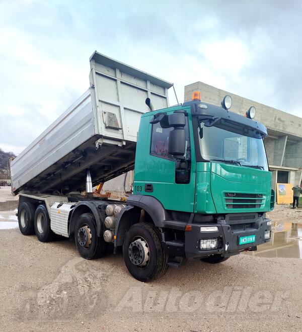 Iveco - TRAKKER kiper