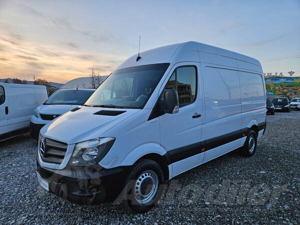 Mercedes Benz - Sprinter 213 Cdi
