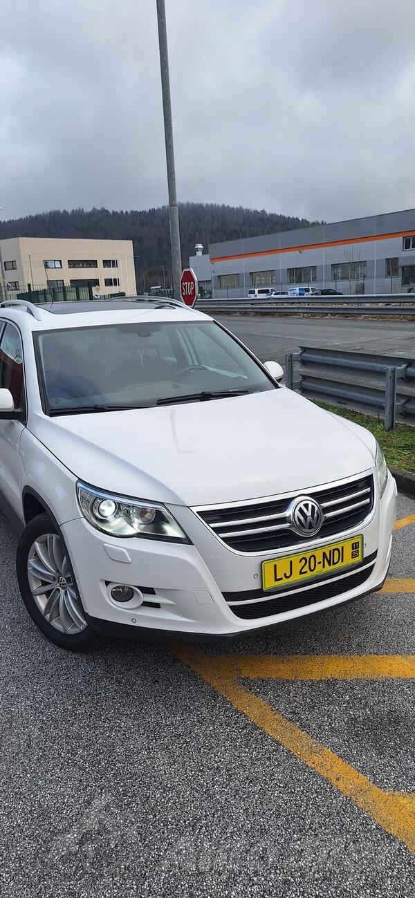 Volkswagen - Tiguan - 2.0 tdi
