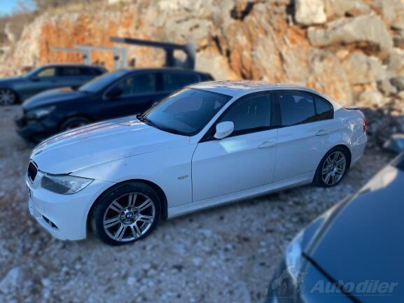 U djelovima BMW - 318 E90 3 M 2011 2.0D